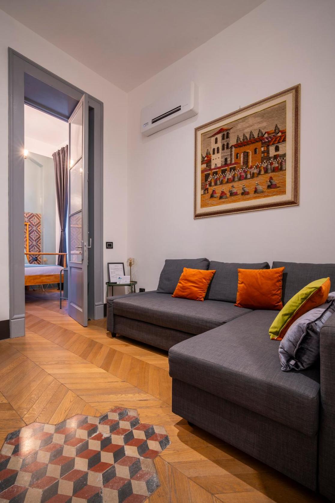 360Me Palace Messina Exterior photo