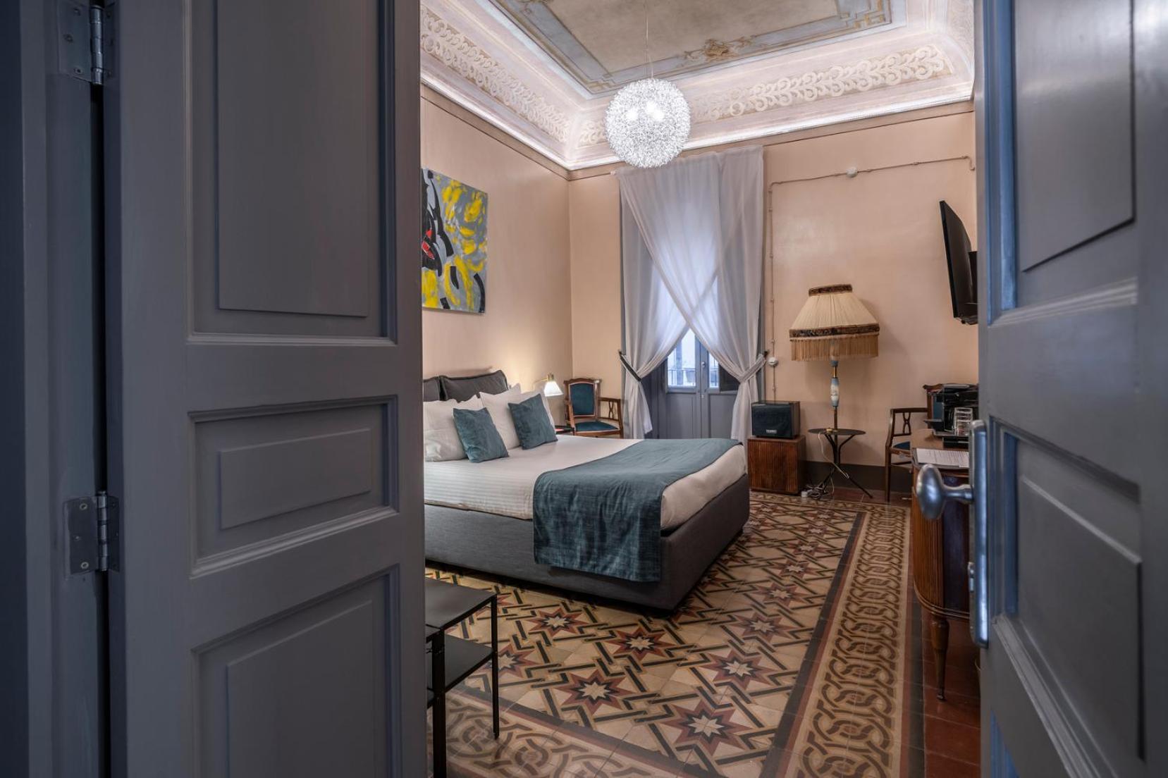 360Me Palace Messina Exterior photo